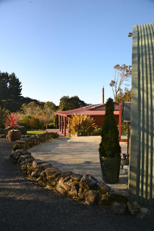 Barn Bed And Breakfast Waitati Exterior foto