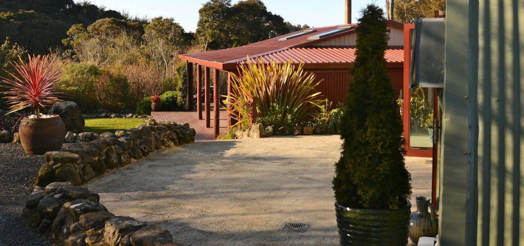 Barn Bed And Breakfast Waitati Exterior foto